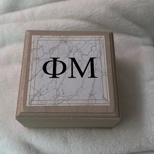Phi mu box